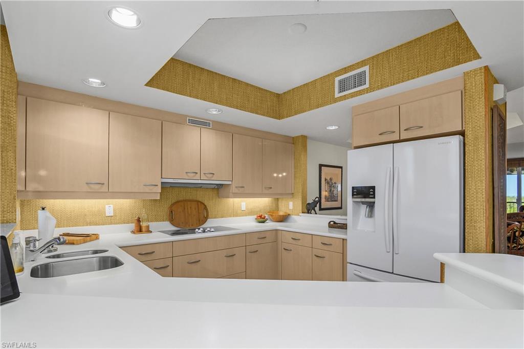 Well equipped kitchen