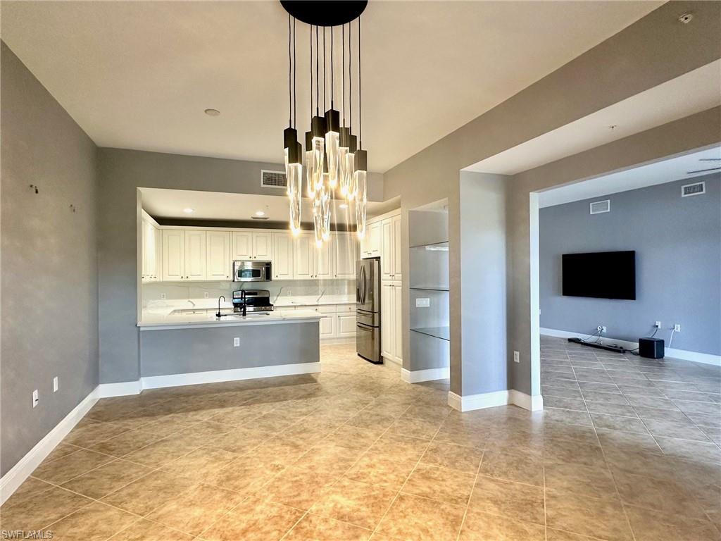9270 Campanile CIR 102 photo 9