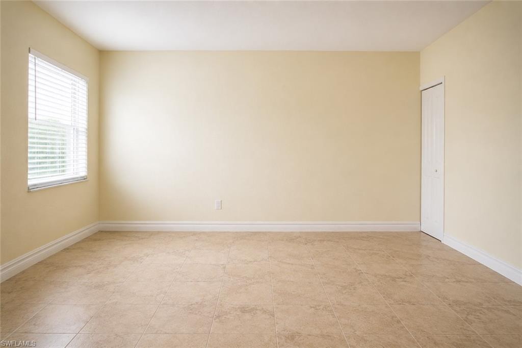3175 Royalston AVE 105 photo 15