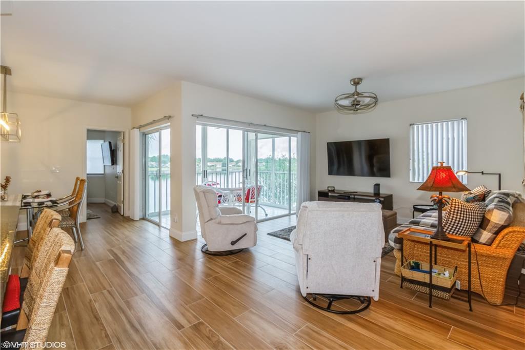 2671 Citrus Lake DR E-201