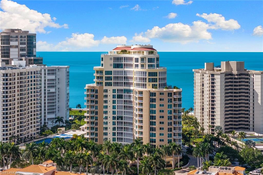 4501 Gulf Shore BLVD N 405