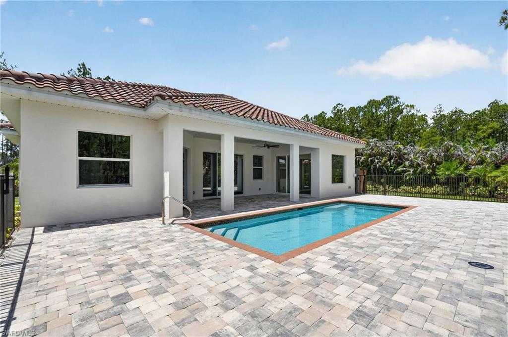 Large paved deck for sunbathing and relaxing