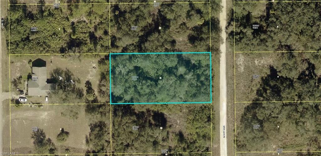 Aerial map of property and surrounding area with property boundaries highlighted
