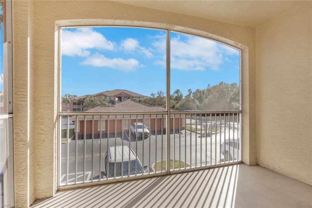 6321 Aragon WAY 206 photo 24