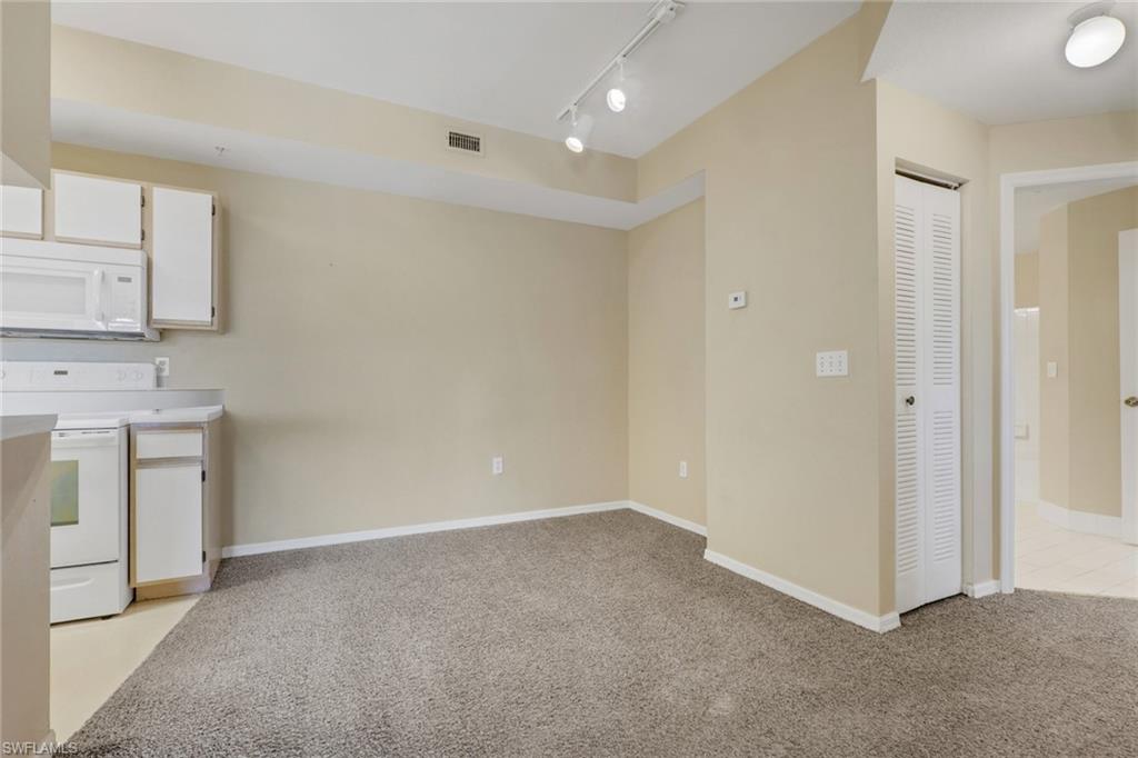 6321 Aragon WAY 206 photo 14