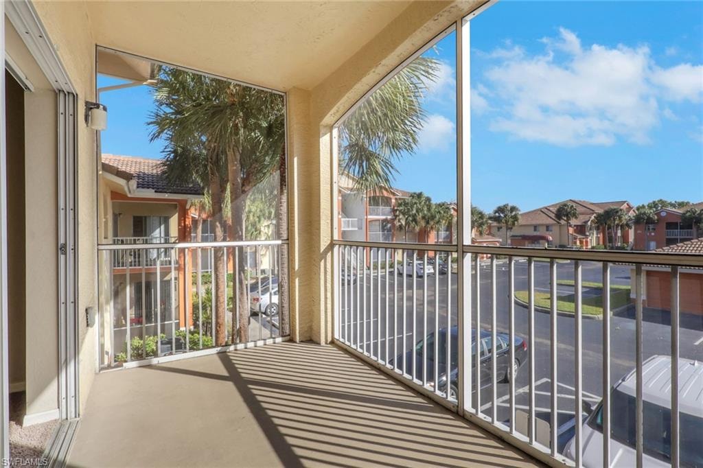 6321 Aragon WAY 206 photo 25