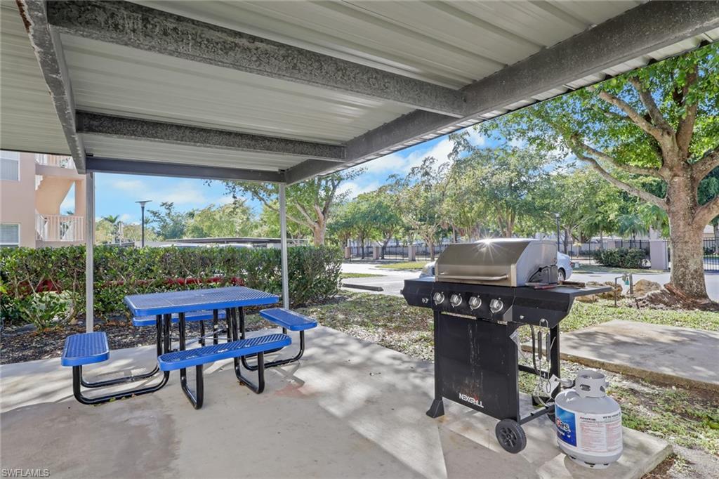 14801 Park Lake DR 104 photo 27