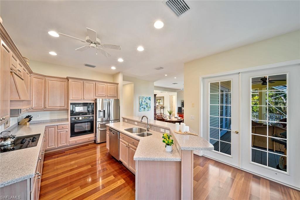 5810 Pine Tree DR photo 15