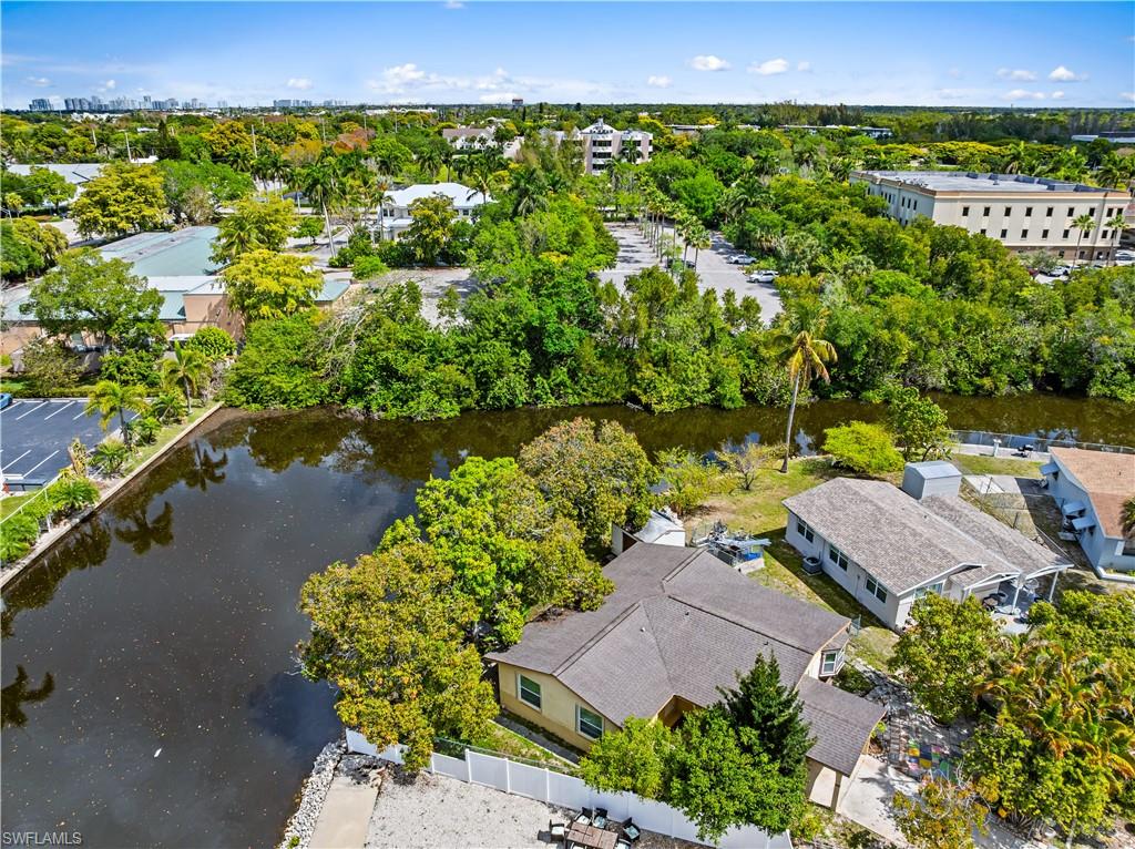 579 13th ST N photo 27