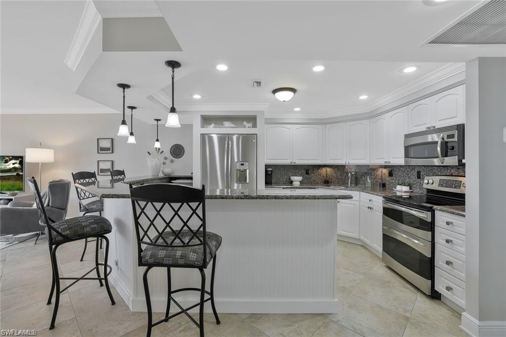 5 Bluebill AVE 812