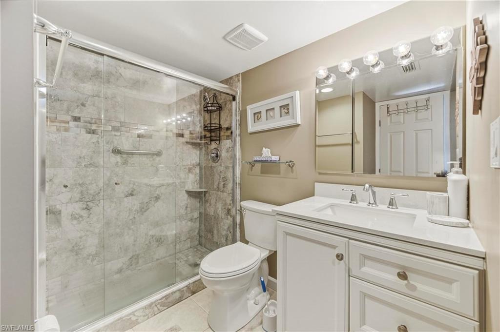 1010 Manatee RD B304 photo 10