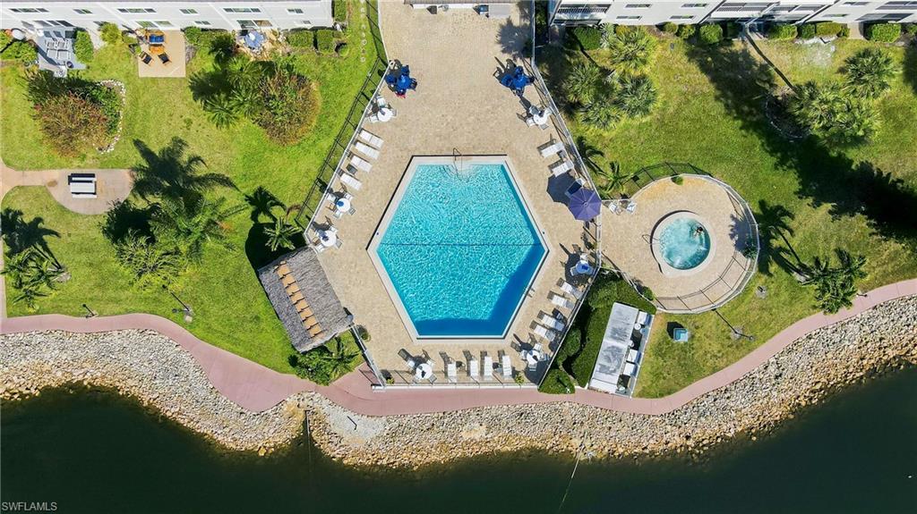 1010 Manatee RD B304 photo 15