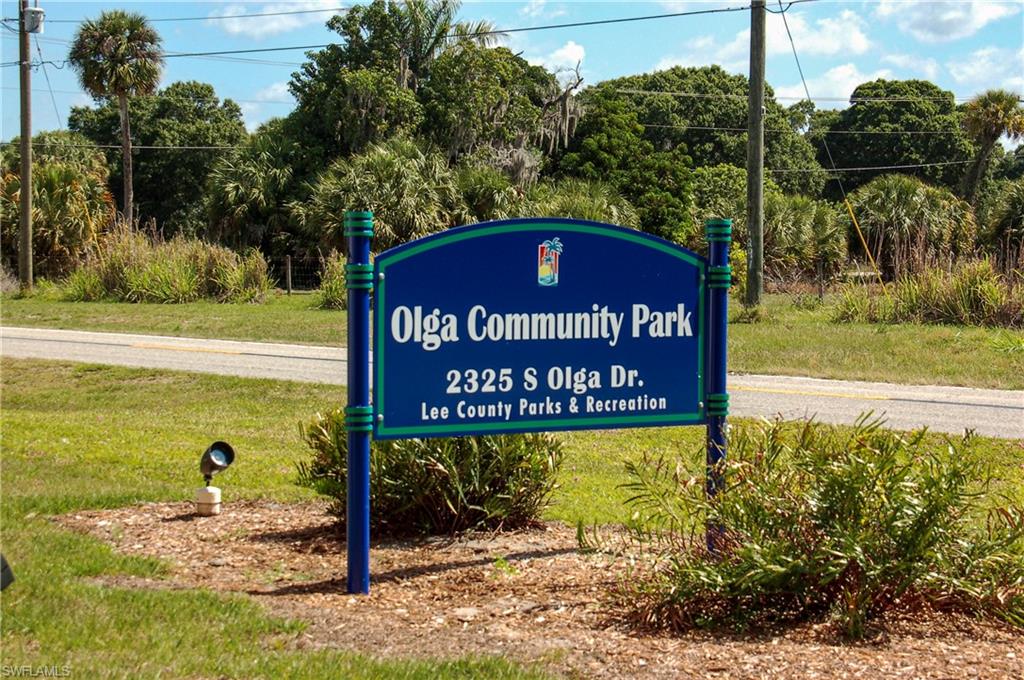Olga Park sign