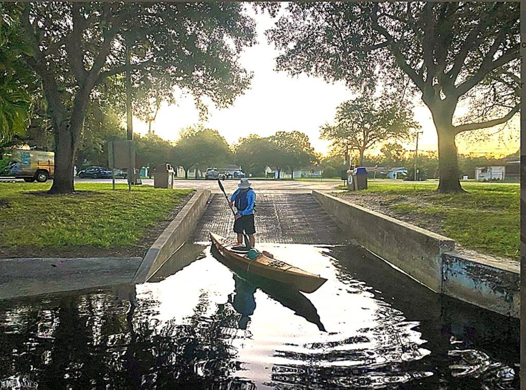 Davis paddle craft launching