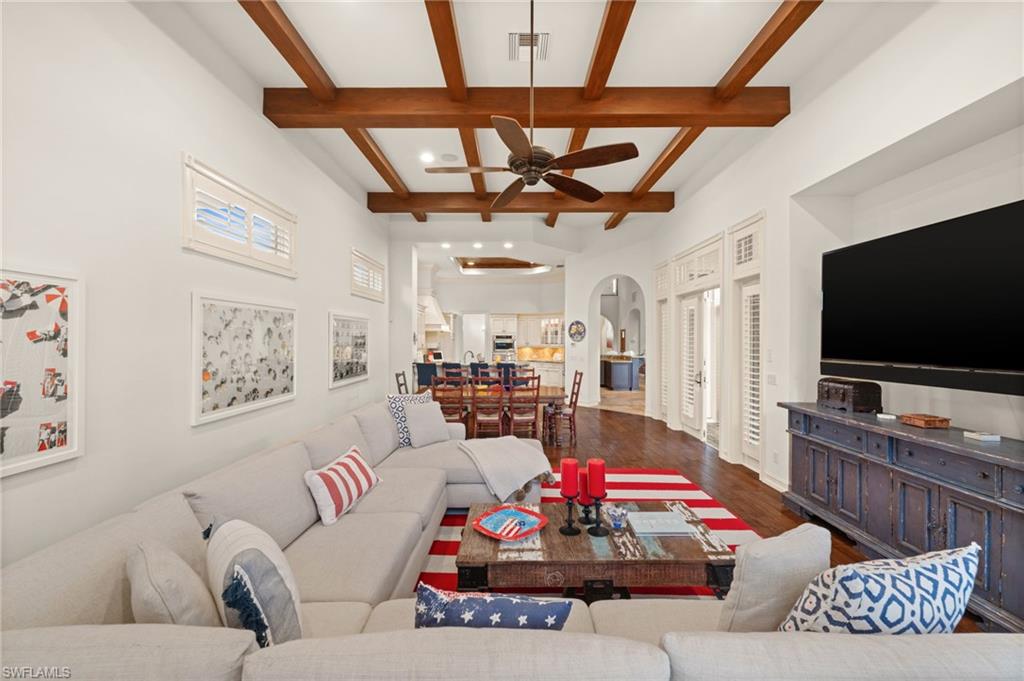 9085 Terranova DR photo 10