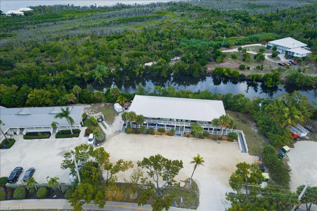 Aerial view of bulding and parking lot