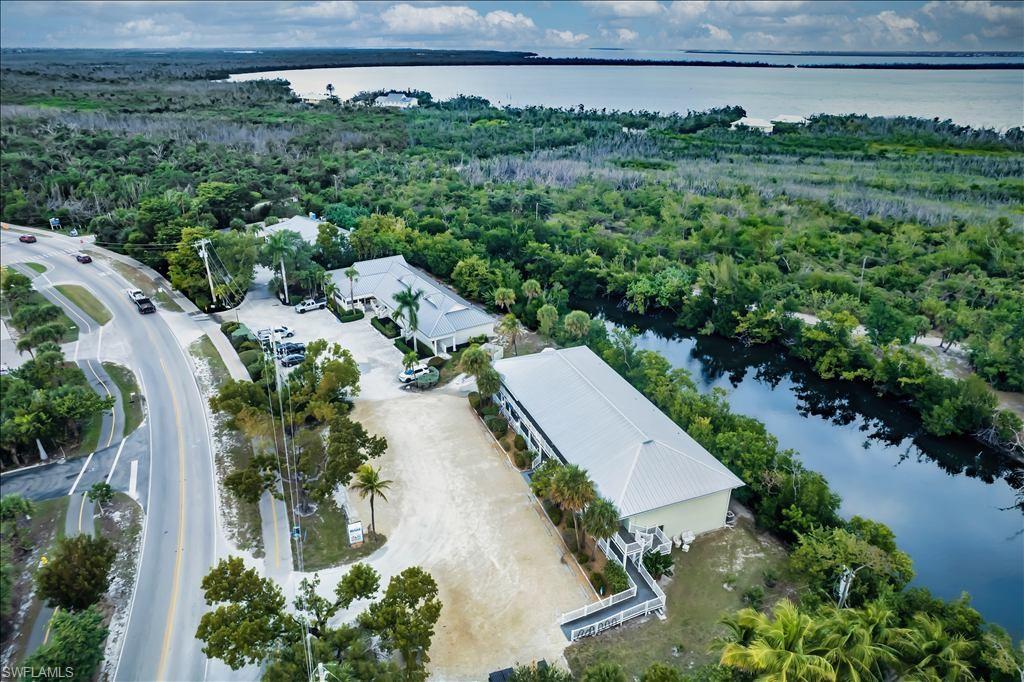 2440 Palm Ridge RD photo 8