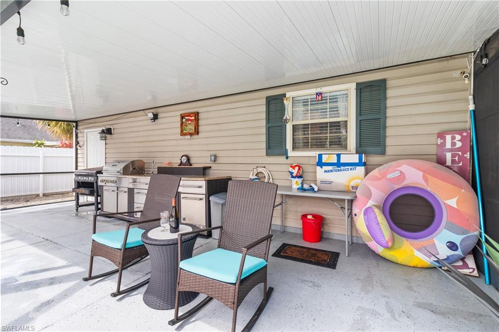 View of patio / terrace with area for grilling