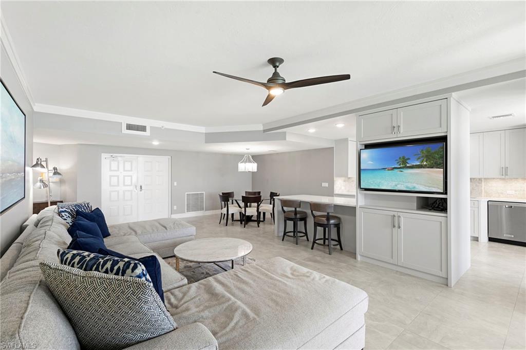 980 Cape Marco DR 1102