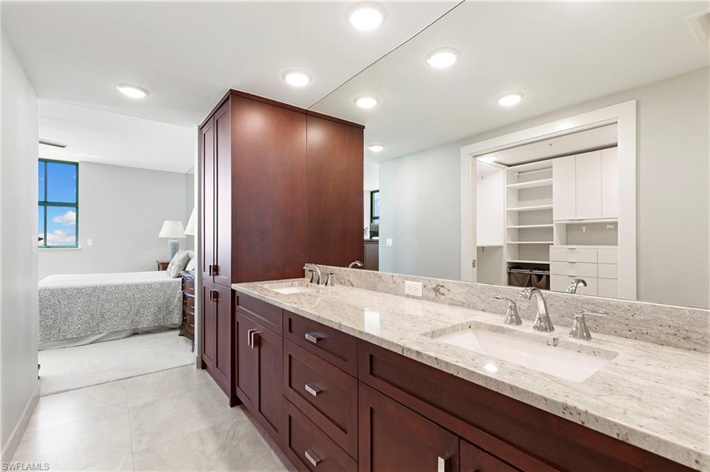 980 Cape Marco DR 1102 photo 18