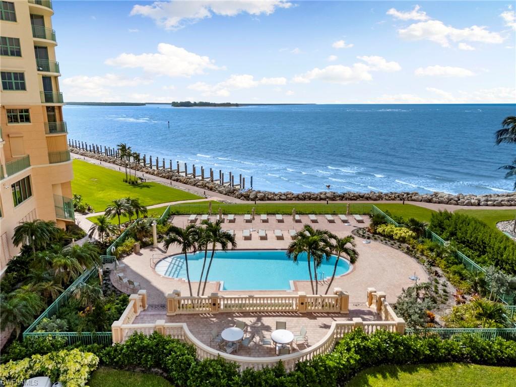 980 Cape Marco DR 1102 photo 29