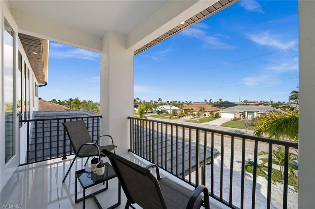 Balcony featuring a residential view