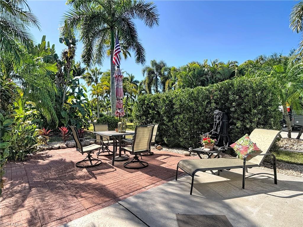 View of patio / terrace with outdoor dining area