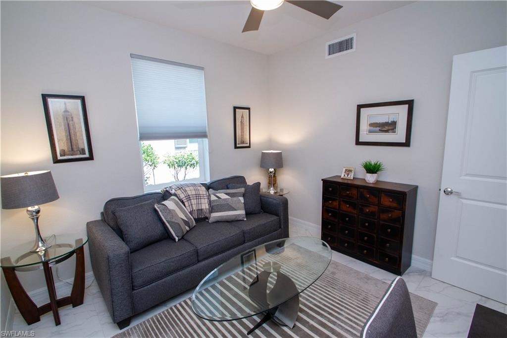 244 Indies DR E 101 photo 27