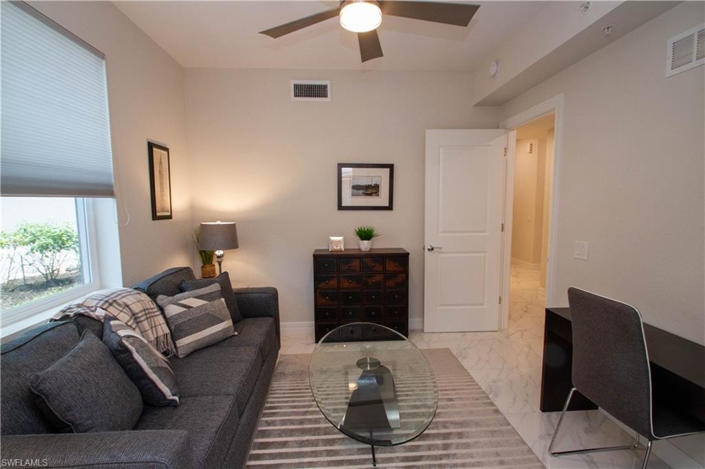 244 Indies DR E 101 photo 26
