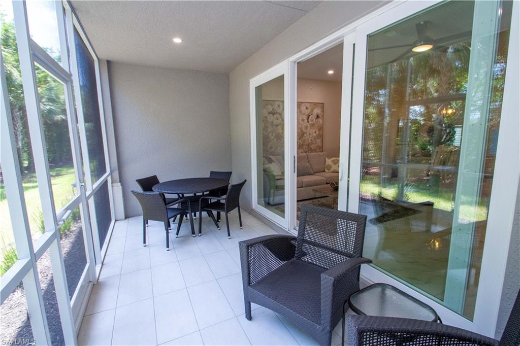 244 Indies DR E 101 photo 28