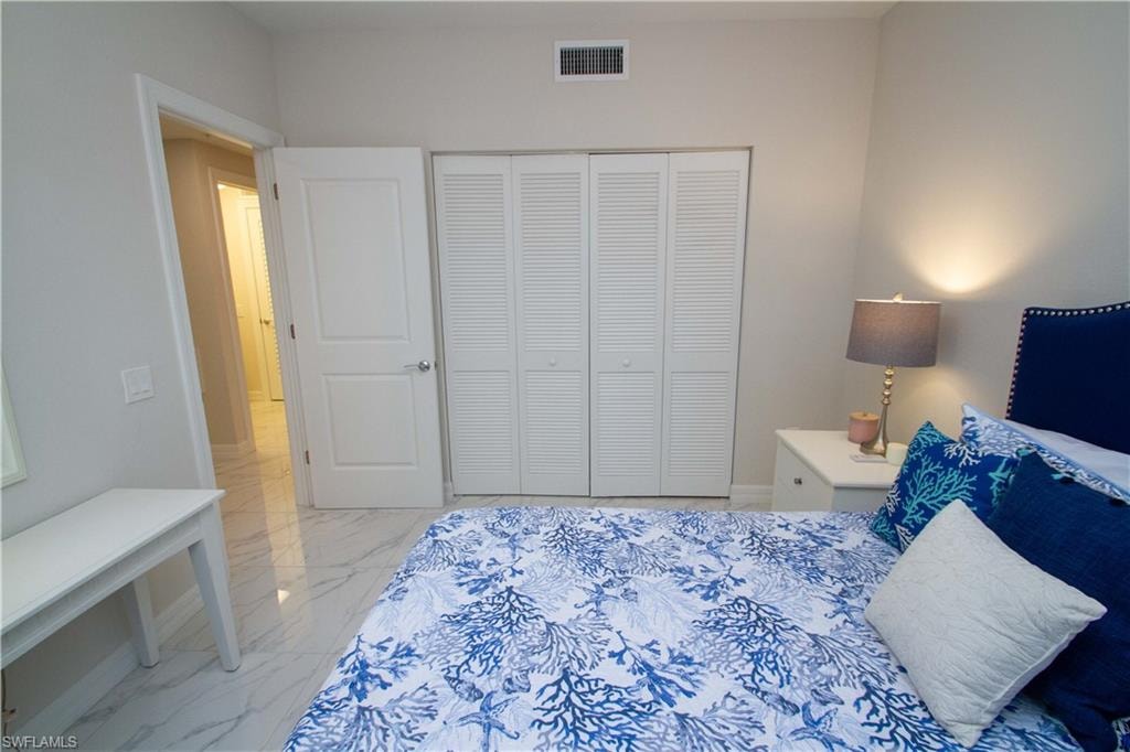 244 Indies DR E 101 photo 21