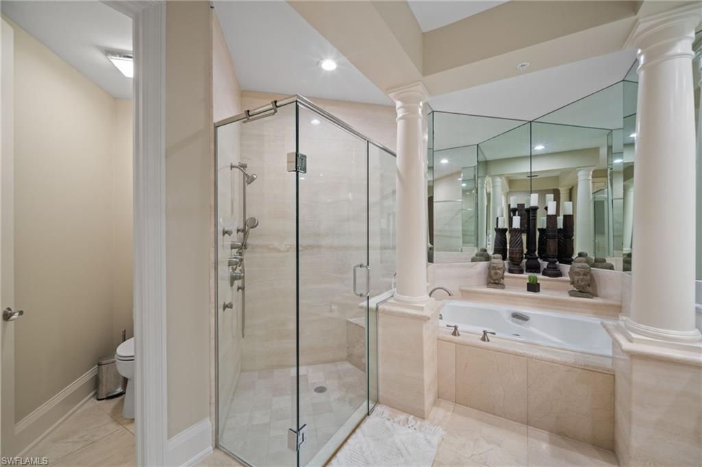 261 Colonade CIR 2701 photo 22