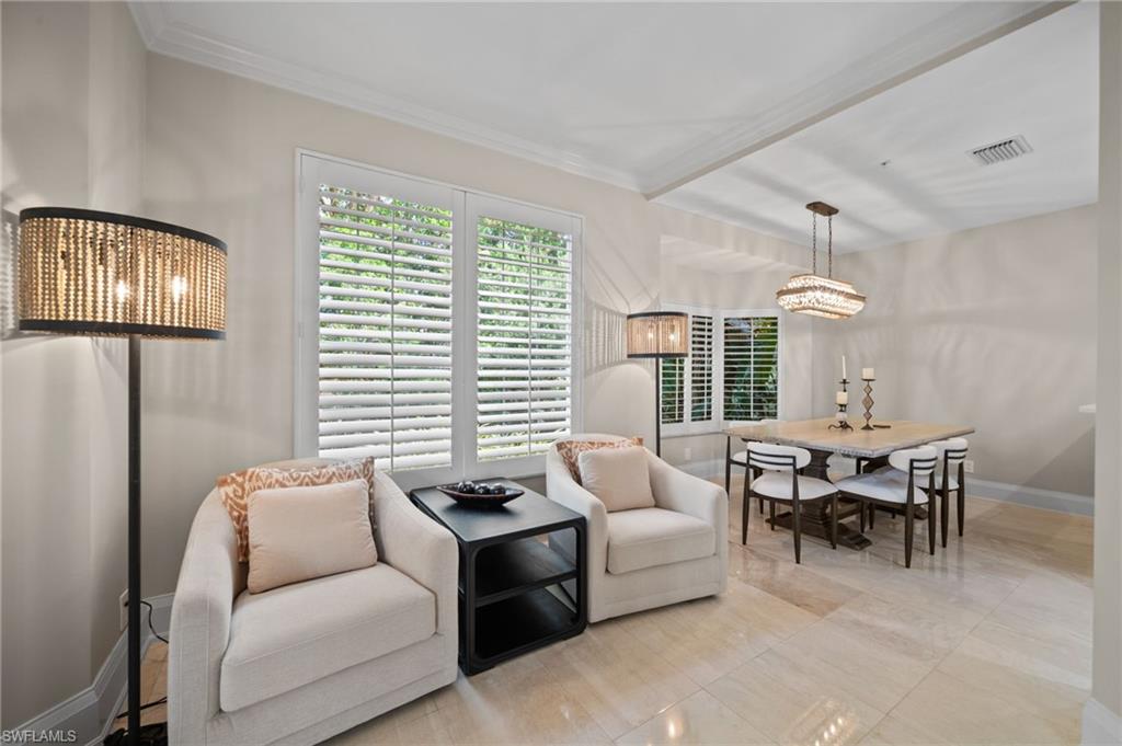261 Colonade CIR 2701 photo 7