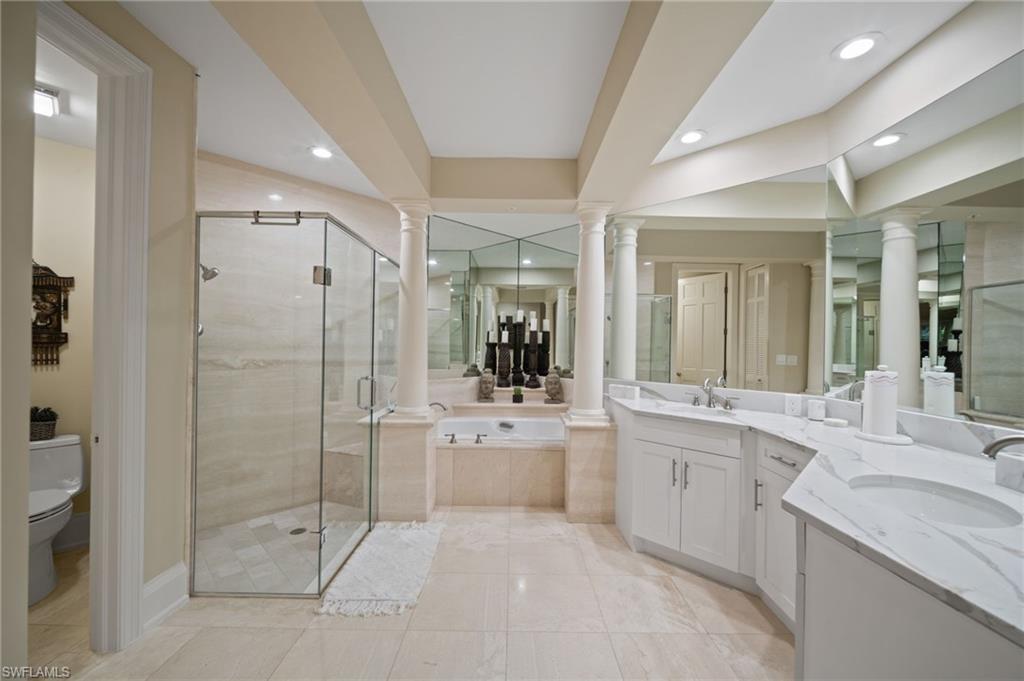 261 Colonade CIR 2701 photo 20