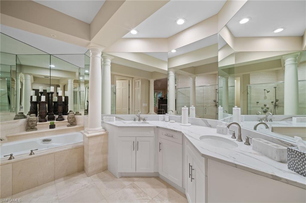 261 Colonade CIR 2701 photo 21