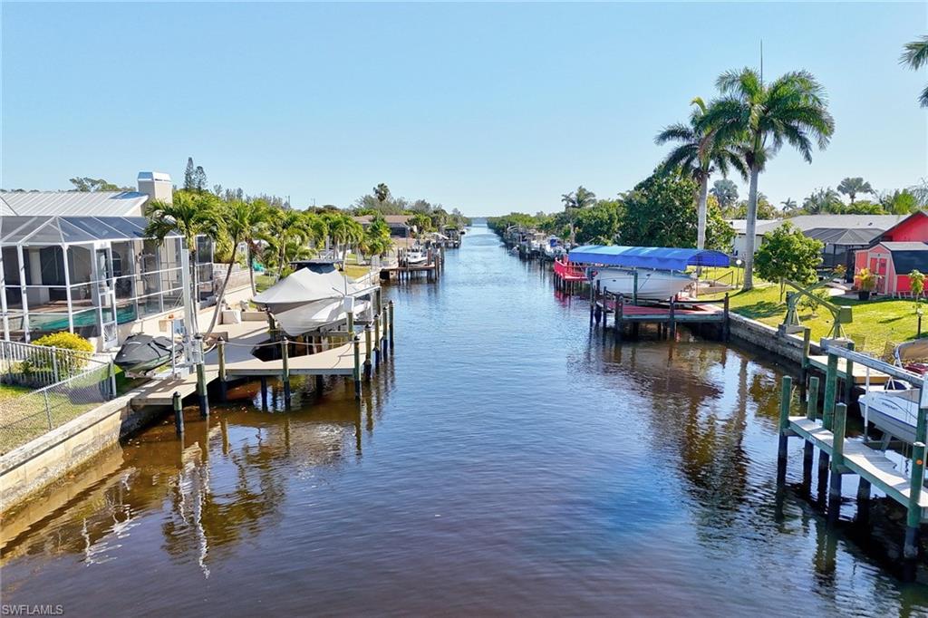 View from dock showing short way to the tidal river