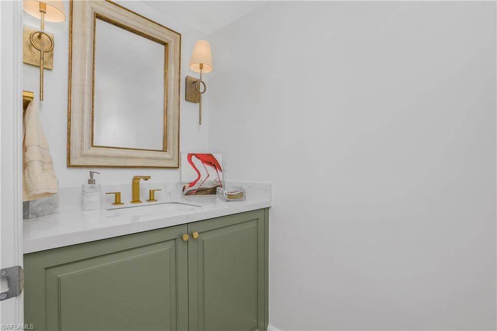 1/2 Bath off of entry foyer