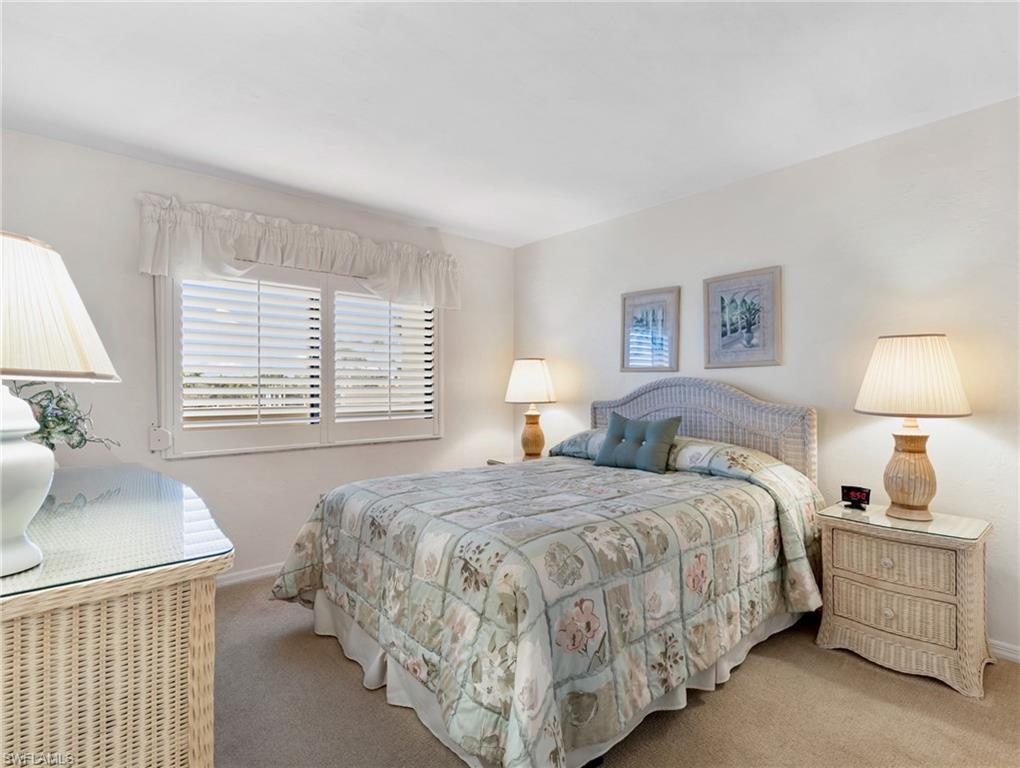 7500 Estero BLVD 203 photo 27