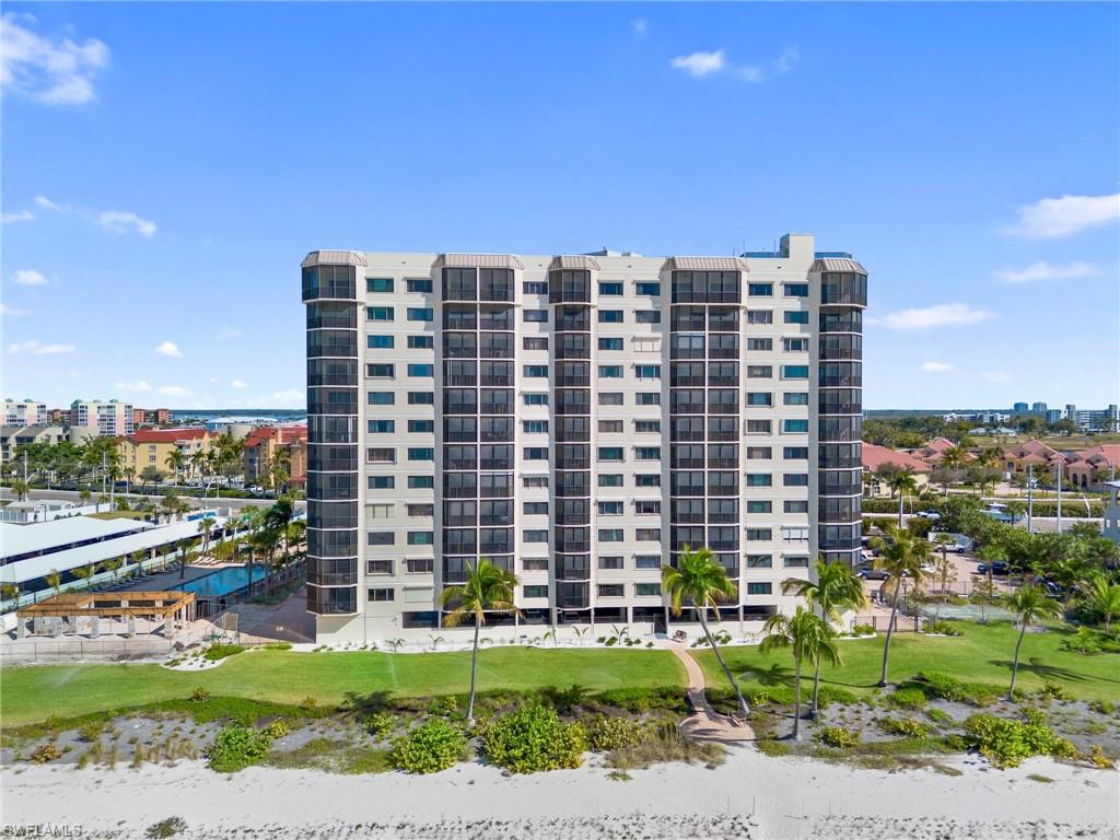 7500 Estero BLVD 203 photo 39