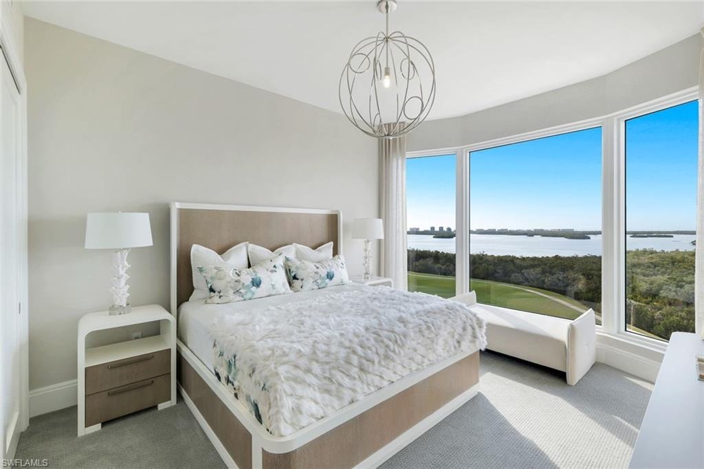 An expansive guest suite, privately located on the home’s opposite wing for ultimate serenity.