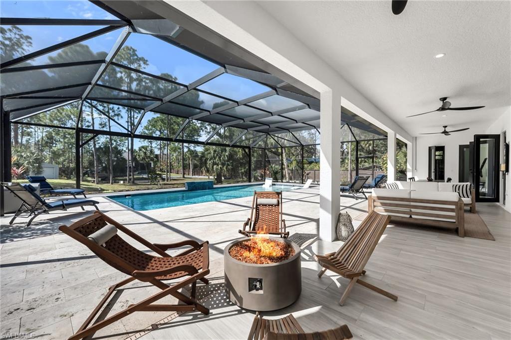 REAR LANAI POOL