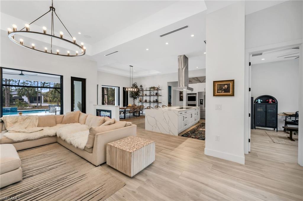 OPEN LIVING ROOM