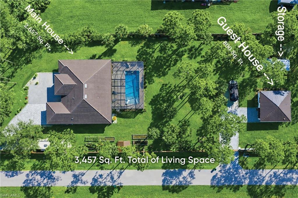 Aerial view of property and surrounding area