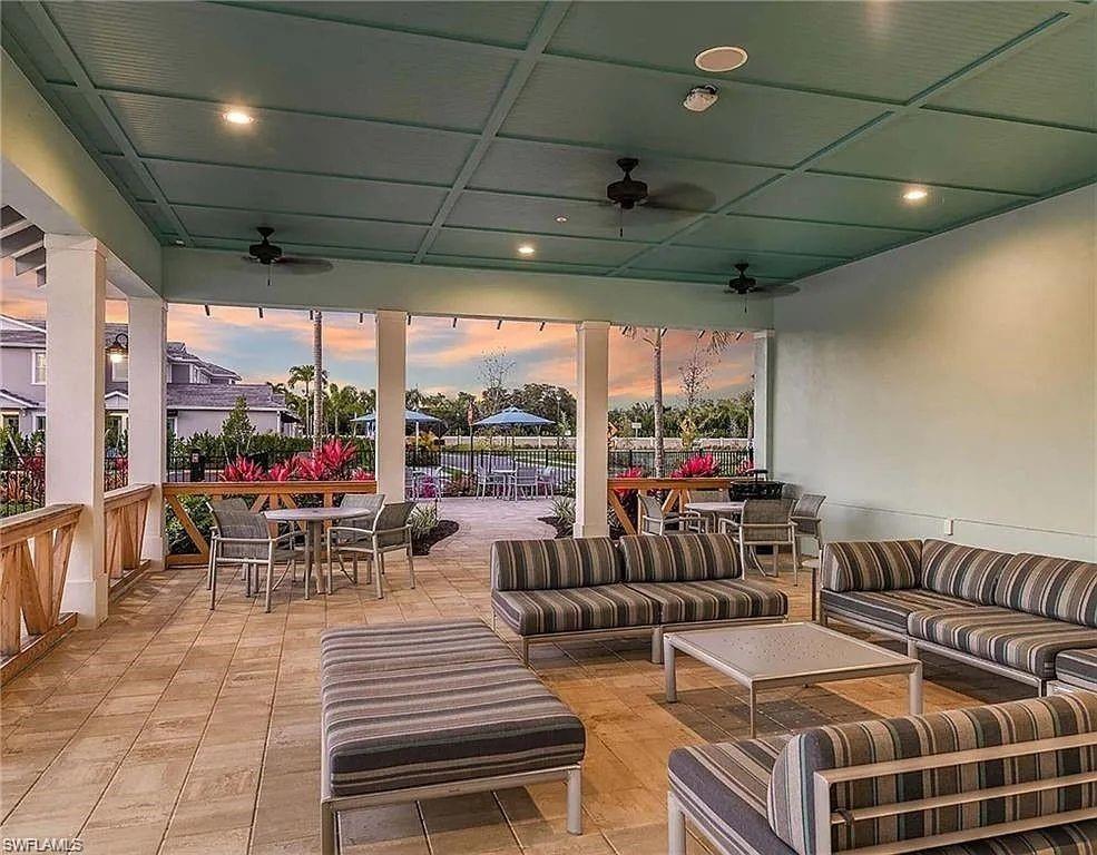 4688 Arboretum CIR 101 photo 23