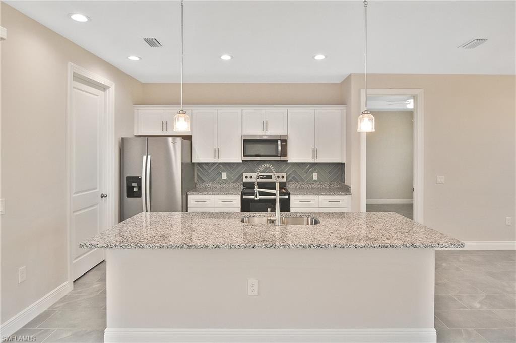 2504 NW 9th AVE photo 9