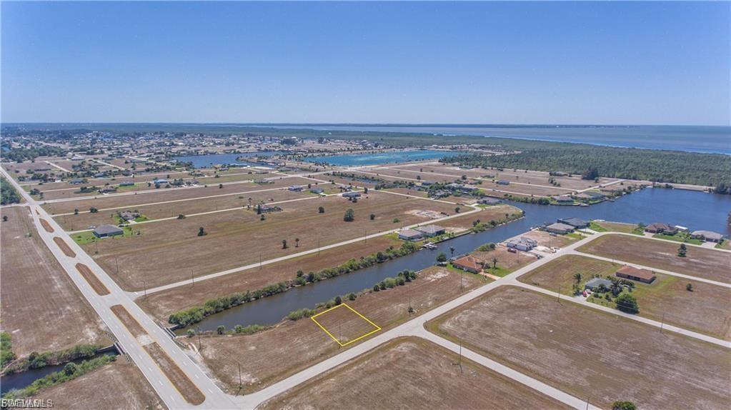 Drone / aerial view of a large body of water
