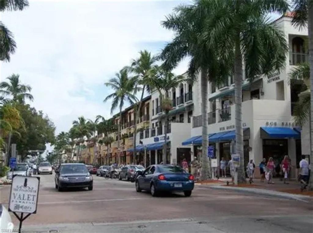 5th Ave, Naples