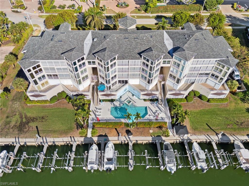 870 Collier CT 406