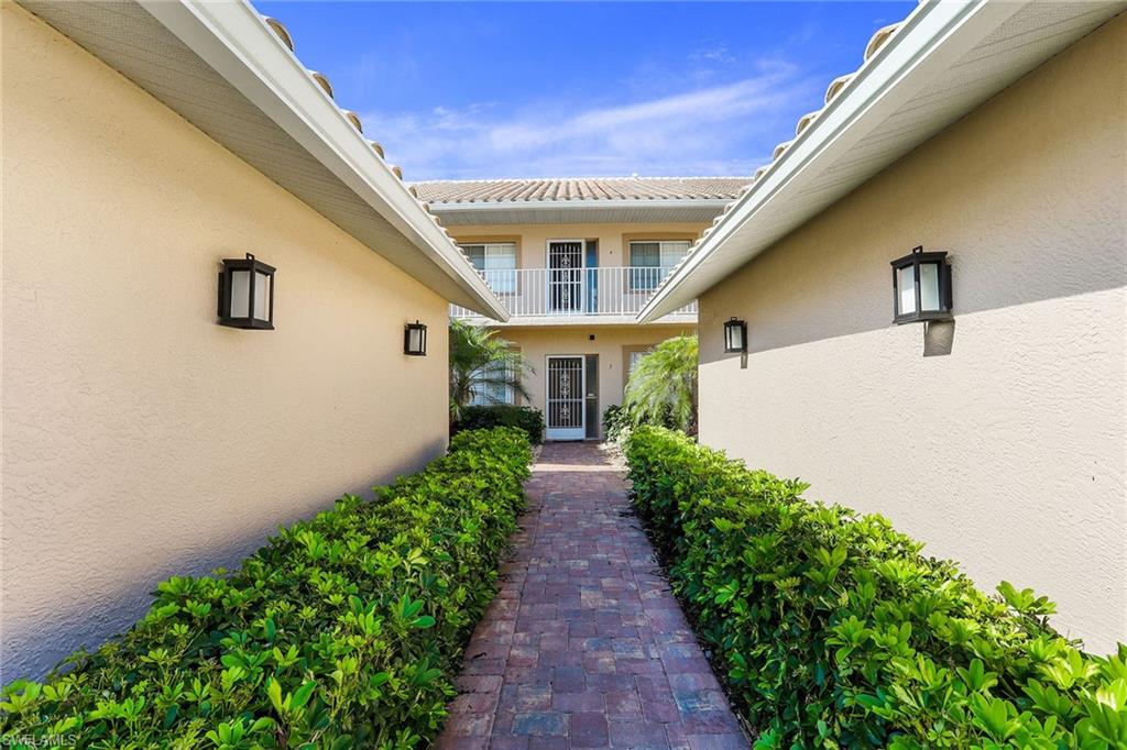 9022 Michael CIR 4