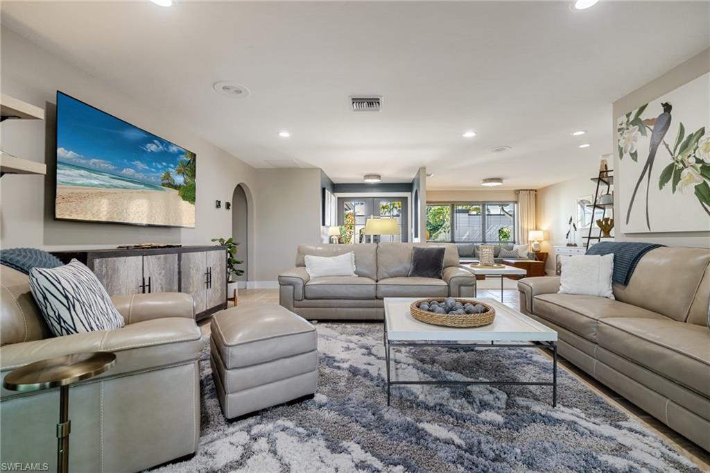 6777 Danah CT